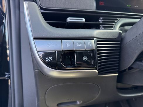 New 2025 Hyundai Ioniq 5 SEL image 30