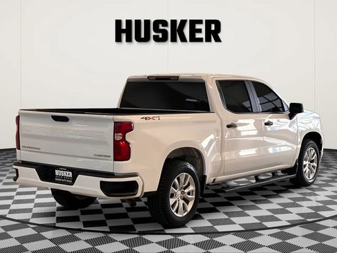 Used 2023 Chevrolet Silverado 1500 Custom AWD/4WD image 7