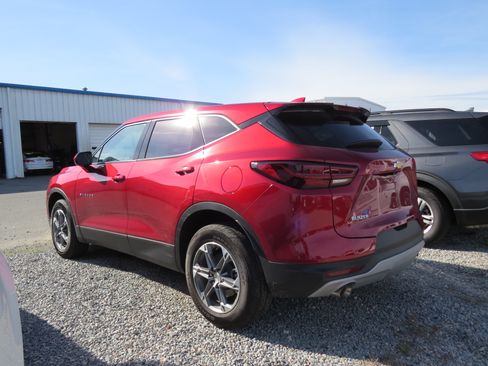 Used 2023 Chevrolet Blazer LT w/ Driver Confidence Package image 5