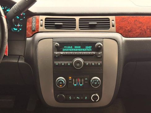 Used 2014 GMC Yukon SLE AWD/4WD image 14