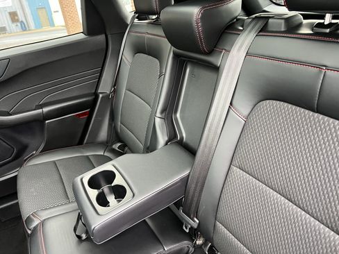 Used 2024 Ford Escape ST-Line w/ Tech Pack #1 image 18