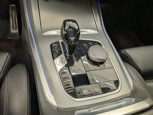 Used 2021 BMW X5 xDrive40i w/ M Sport Package image 20