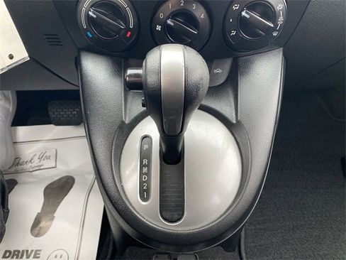 Used 2014 MAZDA MAZDA2 Sport image 20
