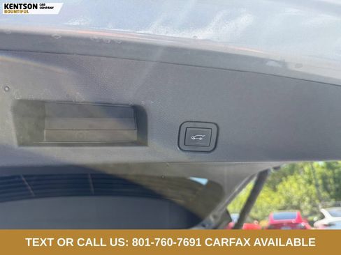 Used 2025 Chevrolet Traverse Z71 AWD/4WD image 37