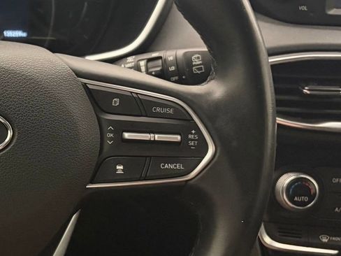 Used 2020 Hyundai Santa Fe SEL w/ Convenience Package FWD image 4
