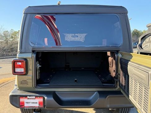New 2026 Jeep Wrangler Unlimited Sport AWD/4WD image 32
