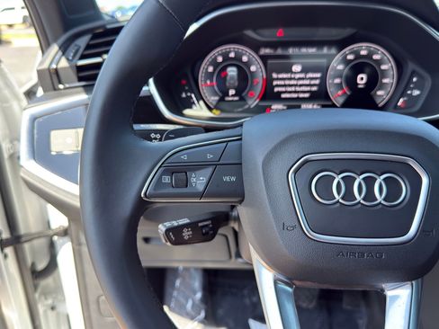 Used 2024 Audi Q3 2.0T Premium Plus w/ Premium Plus Package AWD/4WD image 17