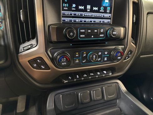 Used 2018 GMC Sierra 3500 Denali w/ Duramax Plus Package image 25