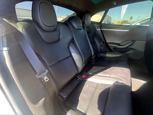 Used 2021 Tesla Model S Plaid image 16