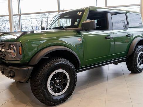 New 2025 Ford Bronco Badlands w/ Sasquatch Package image 5