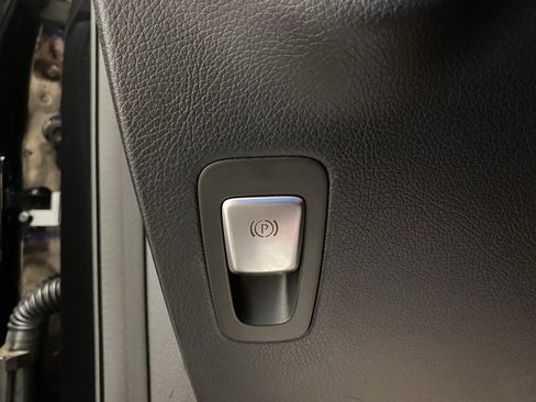 Used 2019 Mercedes-Benz GLC 43 AMG 4MATIC image 14