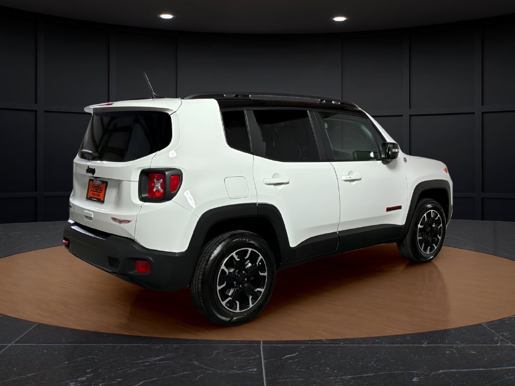 Certified 2023 Jeep Renegade Trailhawk AWD/4WD image 5