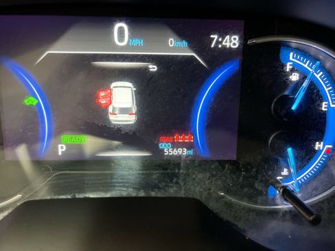 Used 2023 Toyota RAV4 LE AWD/4WD image 13