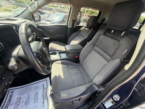 Used 2023 Nissan Frontier SV w/ SV Convenience Package AWD/4WD image 9