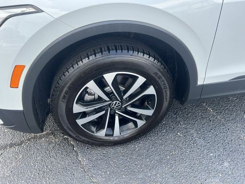 Used 2023 Volkswagen Tiguan S image 34