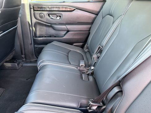 Used 2024 Honda Pilot Elite image 15