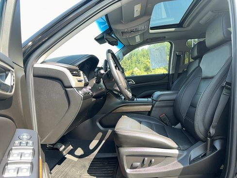 Used 2019 GMC Yukon XL Denali w/ Open Road Package AWD/4WD image 19