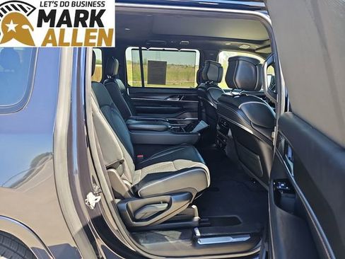 Used 2024 Jeep Grand Wagoneer L Series II w/ Quick Order Packagew 28T AWD/4WD image 28