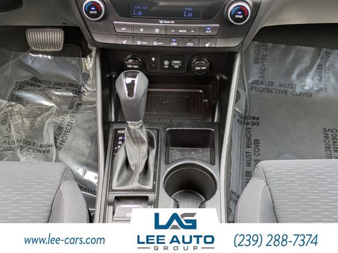 Used 2019 Hyundai Tucson Sport FWD image 17