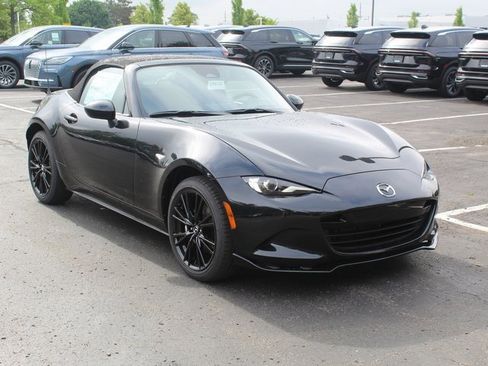 New 2025 MAZDA MX-5 Miata Club w/ Weather Package image 1