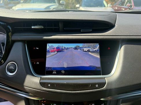 Used 2025 Cadillac XT5 Premium Luxury image 7