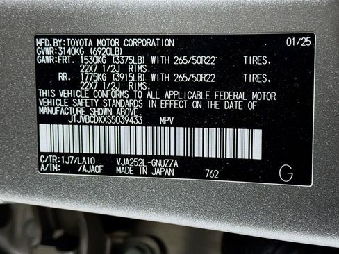 Used 2025 Lexus GX 550 image 34