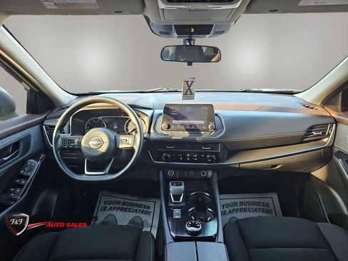 Used 2023 Nissan Rogue S AWD/4WD image 13