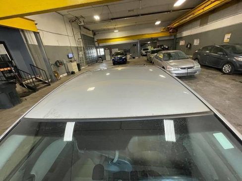 Used 2006 Saturn ION Level 3 w/ Enhanced Performance Pkg image 10