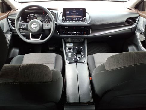 Used 2021 Nissan Rogue SV AWD/4WD image 11