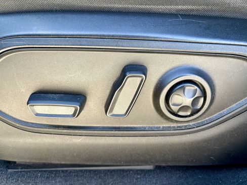 Certified 2021 Jeep Grand Cherokee L Limited image 12