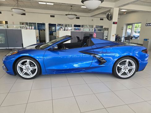 Used 2021 Chevrolet Corvette Stingray Convertible w/ 1LT RWD image 17