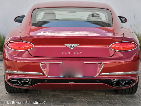 Used 2020 Bentley Continental GT image 11