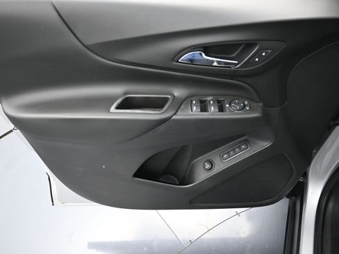 Certified 2020 Chevrolet Equinox LT w/ Sport Edition image 21