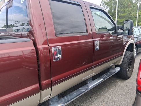 Used 2010 Ford F250 4x4 Crew Cab Super Duty image 4