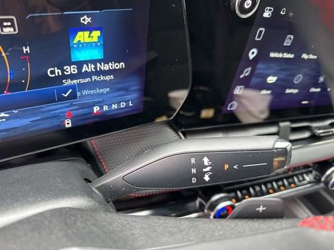 Used 2025 Chevrolet Equinox RS w/ Safety and Technology Package AWD/4WD image 19