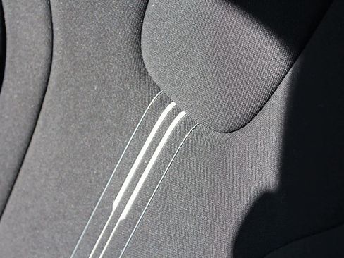 Certified 2023 Hyundai Elantra SEL image 31