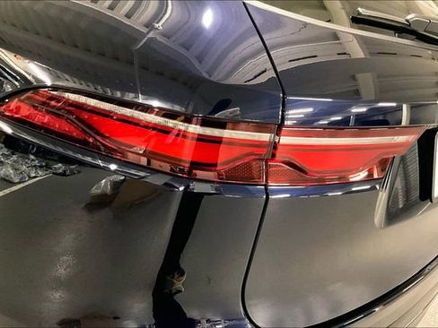 Certified 2025 Jaguar F-PACE R-Dynamic S image 29