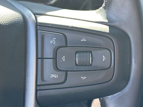 Used 2024 GMC Sierra 1500 SLE image 26