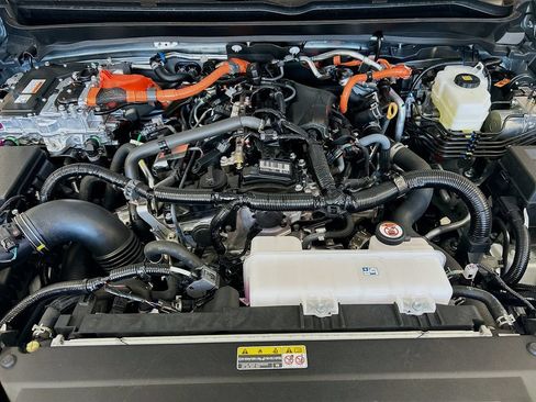 New 2026 Toyota Tacoma TRD Off-Road AWD/4WD image 8