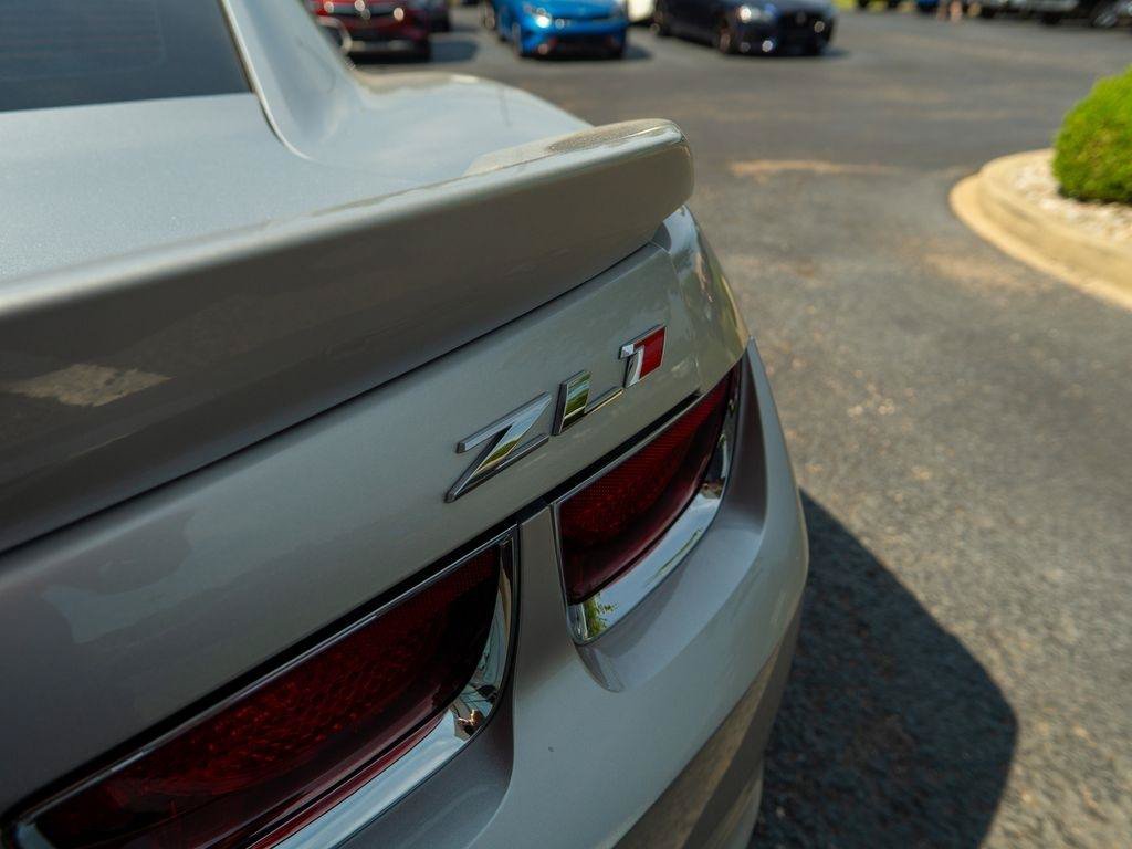 Used 2012 Chevrolet Camaro ZL1 RWD image 8