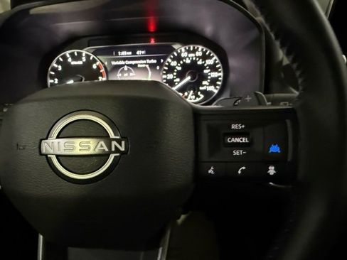 Certified 2025 Nissan Rogue SV image 16