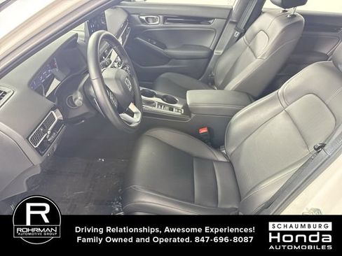 Used 2025 Honda Civic Sport Touring image 4