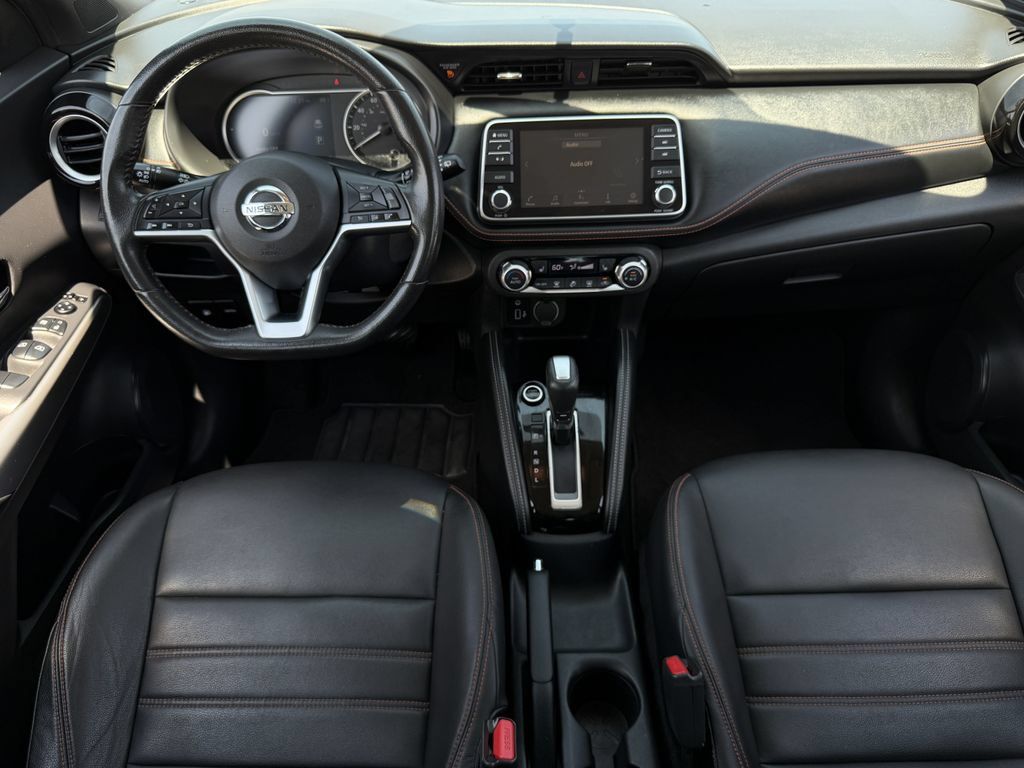 Used 2019 Nissan Kicks SR w/ SR Premium Package FWD image 11