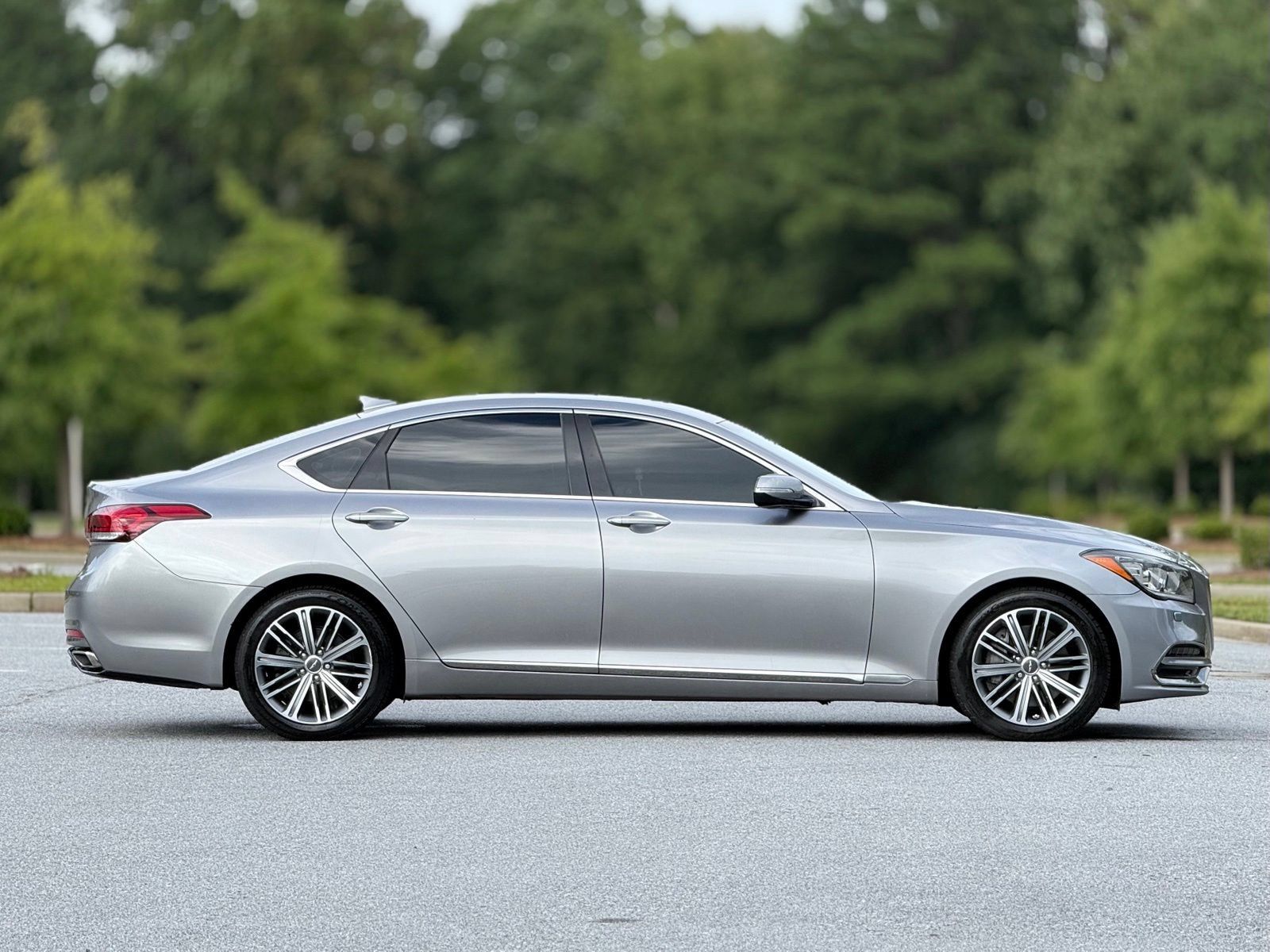 Used 2020 Genesis G80 3.8 AWD/4WD image 12