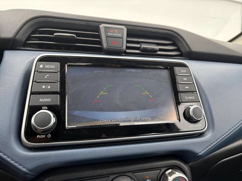Used 2025 Nissan Versa SV w/ Trunk Package FWD image 24