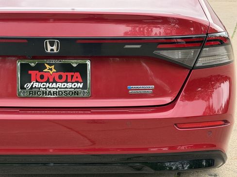 Used 2023 Honda Accord Touring image 6