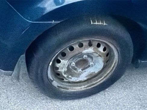 Used 2008 Nissan Versa 1.8 S w/ PWR Pkg image 9