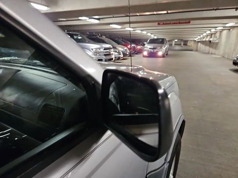 Used 2004 Nissan Xterra XE image 5