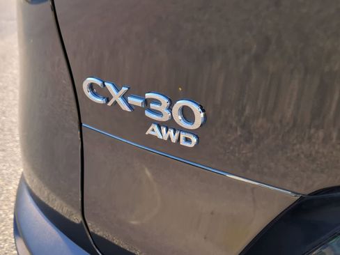 Certified 2025 MAZDA CX-30 AWD 2.5 S w/ Preferred Package image 12