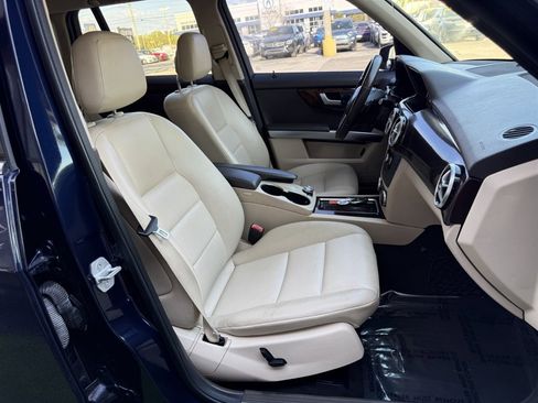 Used 2014 Mercedes-Benz GLK 350 2WD w/ Premium 1 Package image 18